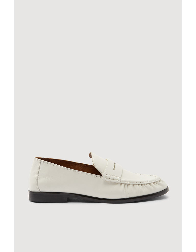 Avenue leather loafer- cream