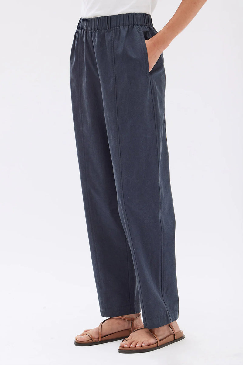 Bria pant- true navy