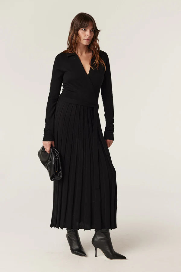 Holland merino dress- blk