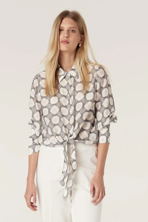 Sana blouse- tile print