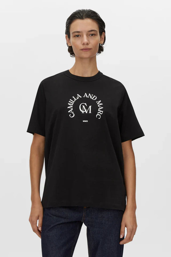 Karine graphic tee- black