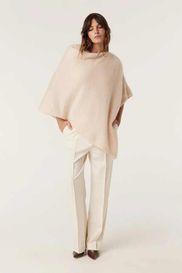 Brushed pure cashmere poncho-fawn
