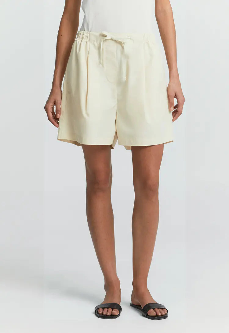 Gilmore short- Milka
