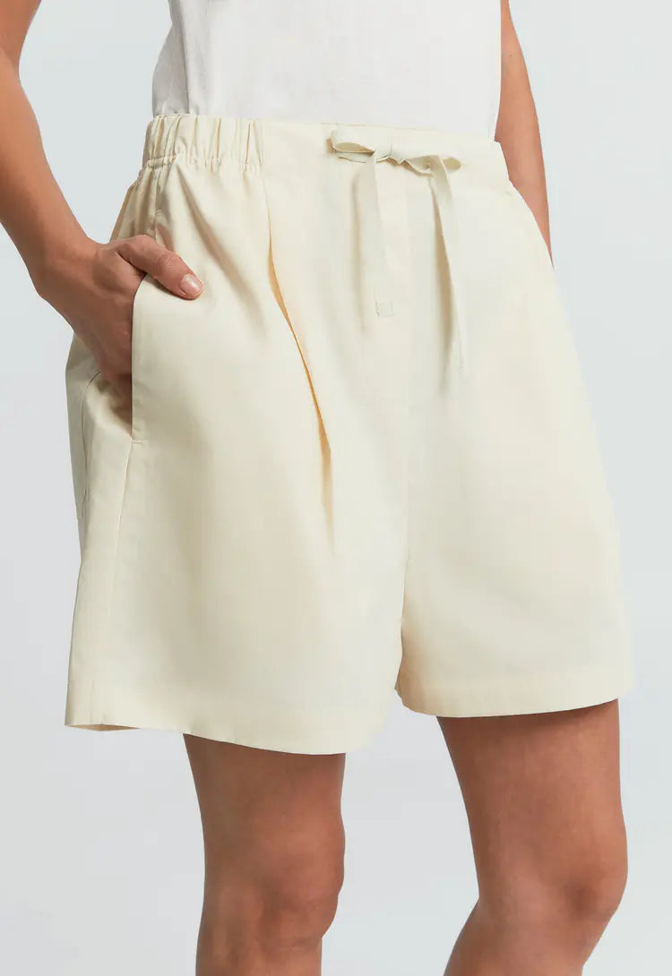 Gilmore short- Milka