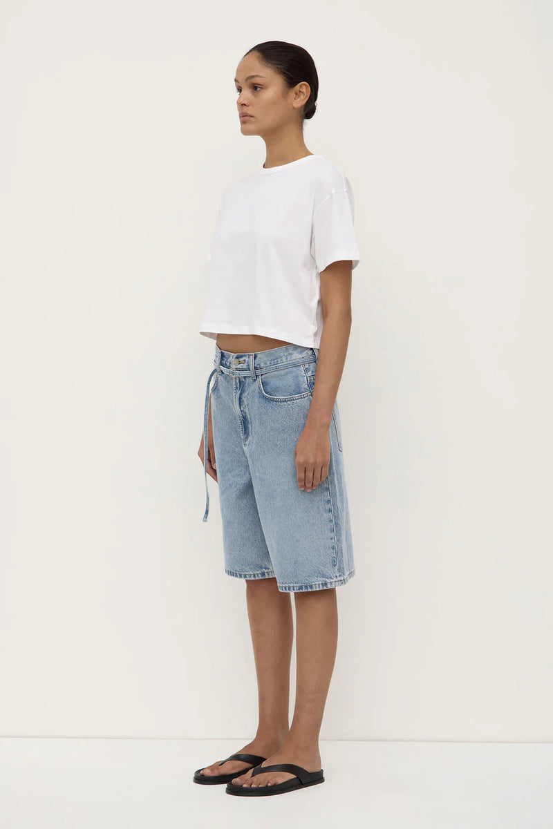 Loose fit long denim short- mid stone wash