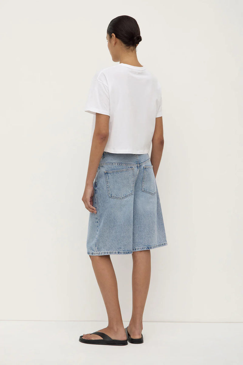 Loose fit long denim short- mid stone wash