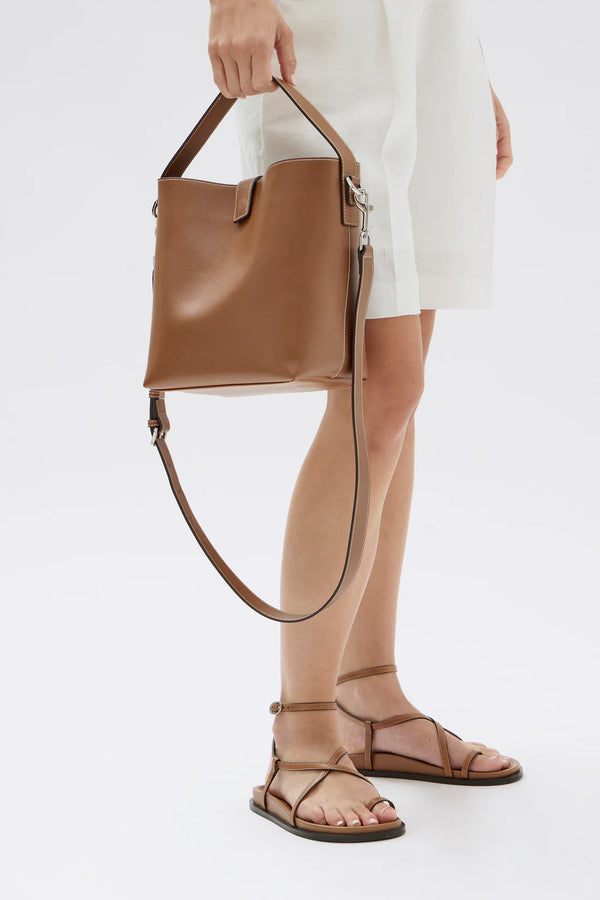 Penny bucket bag Tan