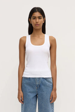 Robyn scoop neck tank-white