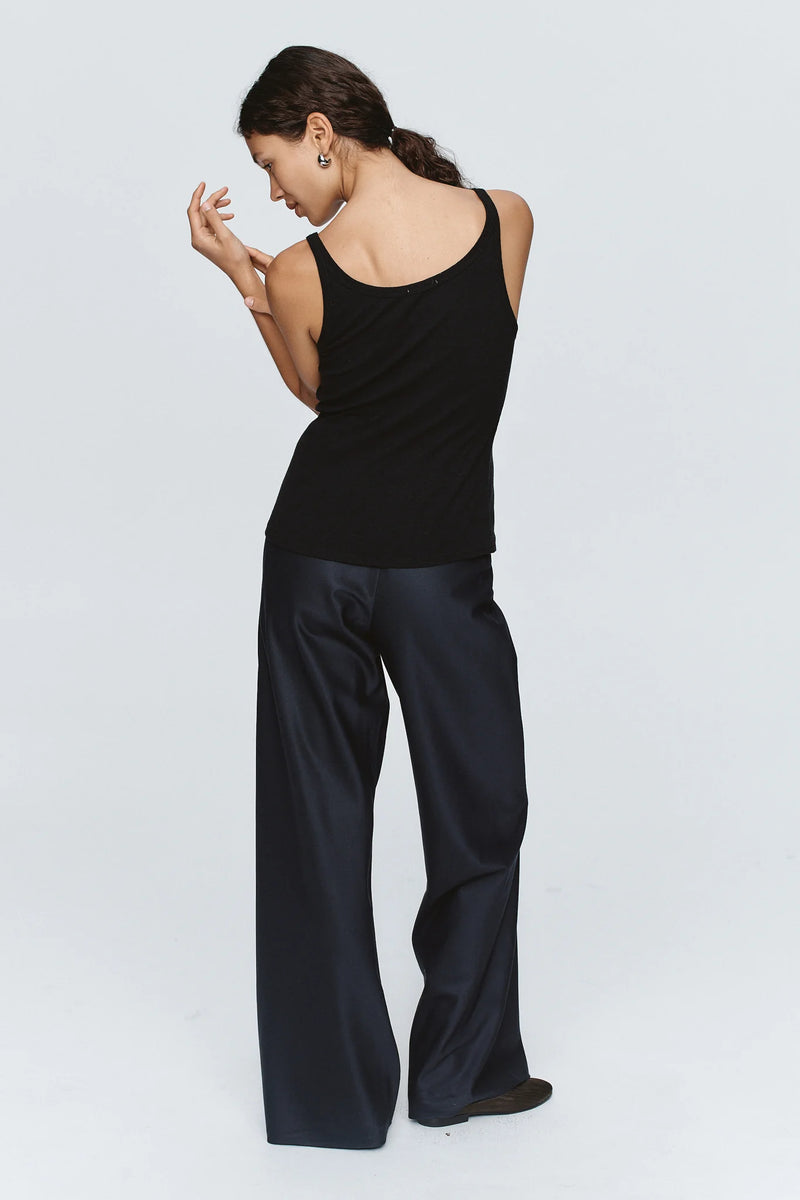 Sena singlet- black