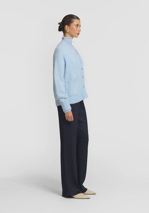 Quebec cardi- cerulean