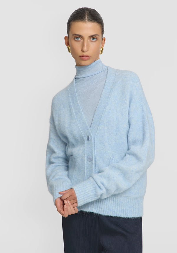 Quebec cardi- cerulean
