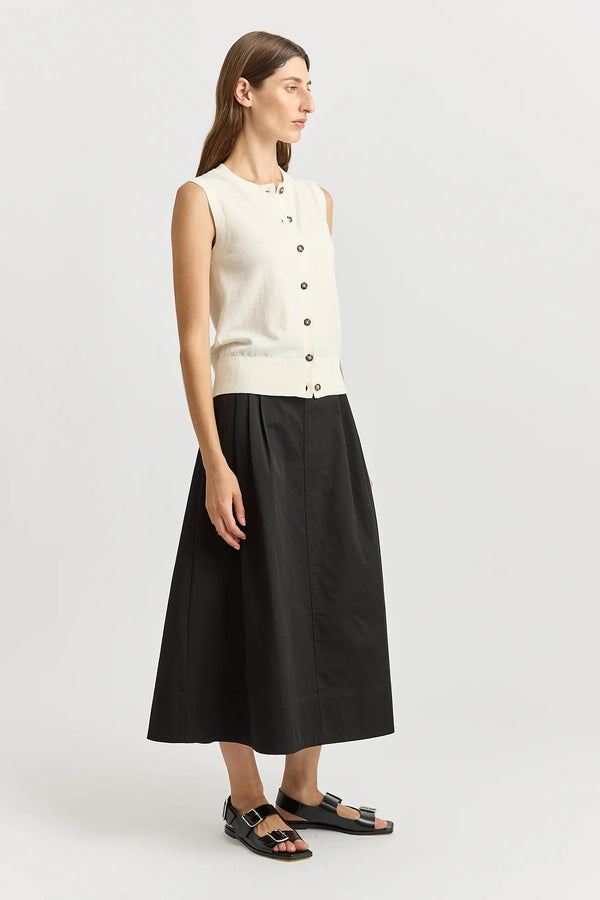 Fine  button tank-white