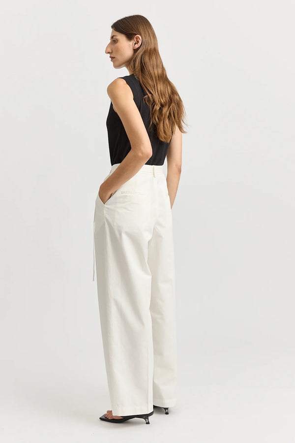 Belted cotton pant- white