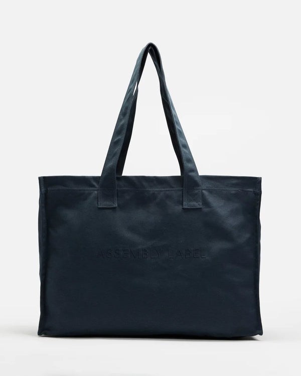 Dune embroidered logo tote- navy