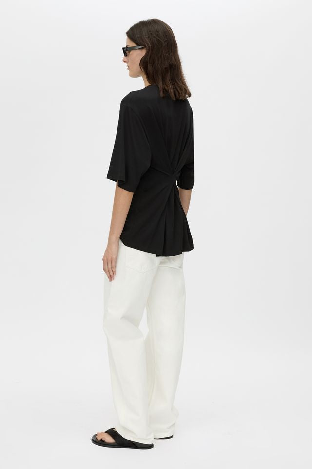 Felton draped back tee-black
