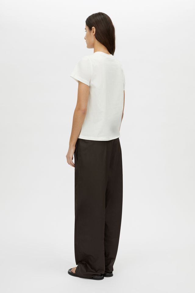 Janice neat fit logo tee-white