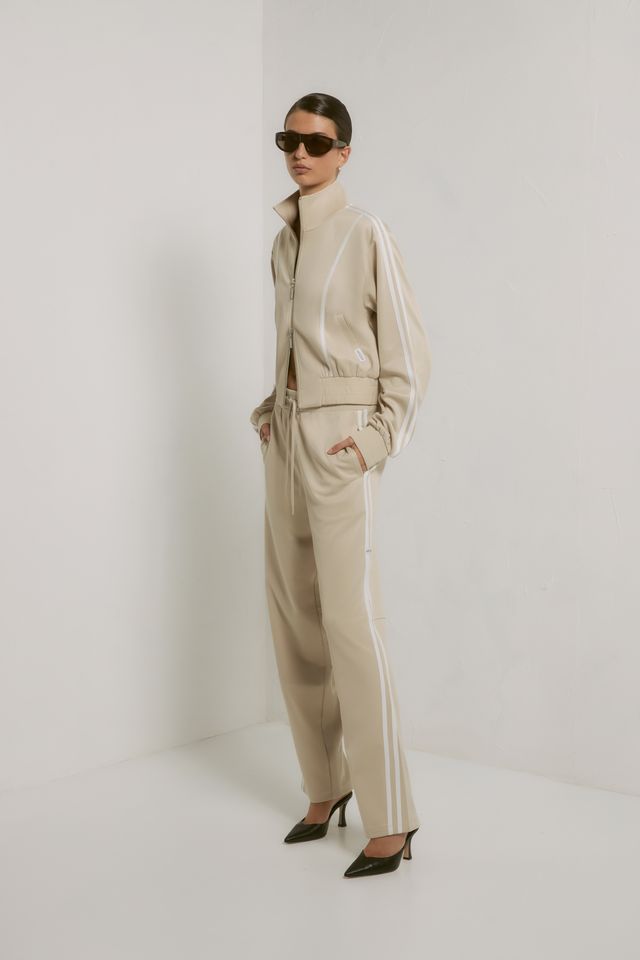 Kinetic pant-almond